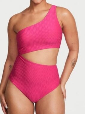 VS One Piece Cutout Textured Swimsuit